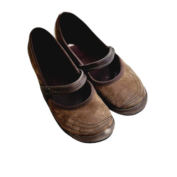 MARY JANE SUEDE BROWN CROCS SIZE  9 - Picture 1 of 10